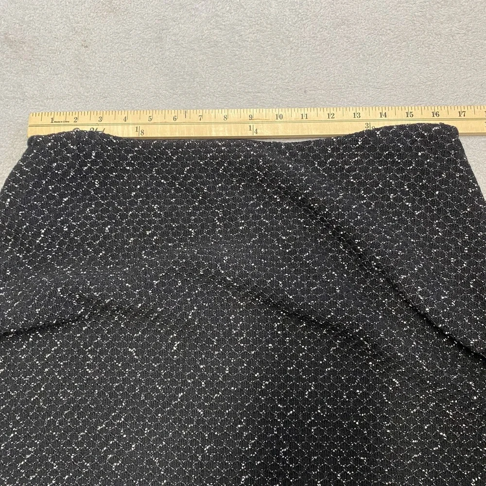 St John Skirt Size 14 Black White Wool Blend Textured Knit A Line‎ Old Money USA